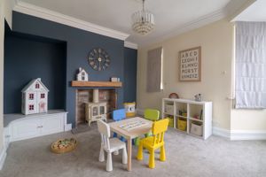 Lounge- click for photo gallery